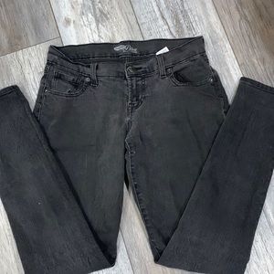 Old Navy size 2 “The Diva” Black skinny jeans